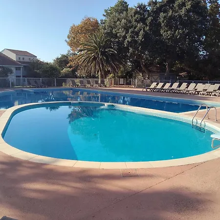 Swing - T2 Bis - Golf - 3 Piscines -