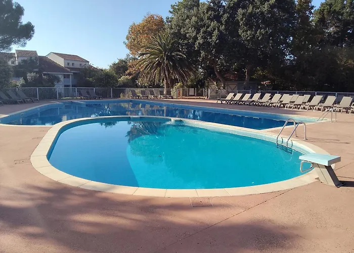 Swing - T2 Bis - Golf - 3 Piscines -